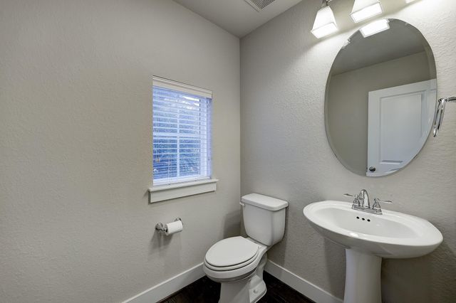 2724 Freund Street, Houston, TX 77003