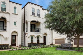 2724 Freund Street, Houston, TX 77003