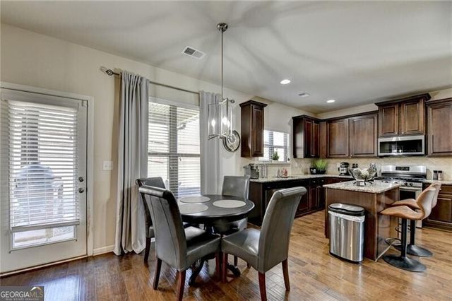 1460 Long Acre Drive, Loganville, GA 30052