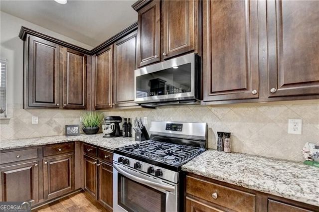 1460 Long Acre Drive, Loganville, GA 30052