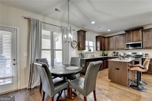 1460 Long Acre Drive, Loganville, GA 30052