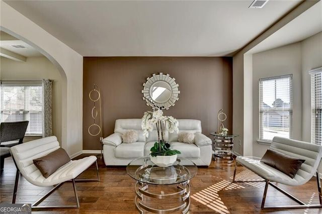 1460 Long Acre Drive, Loganville, GA 30052