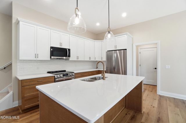 550 Monroe Court, Bowling Green, OH 43402