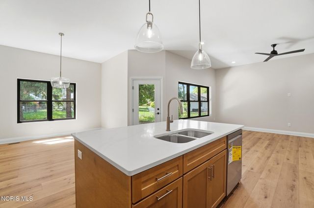 550 Monroe Court, Bowling Green, OH 43402