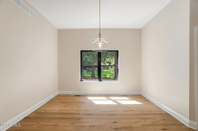 550 Monroe Court, Bowling Green, OH 43402