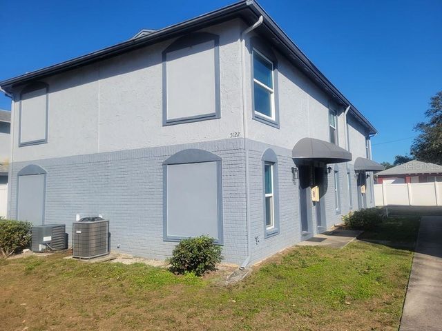 5122 TEMPLE HEIGHTS ROAD D, Tampa, FL 33617