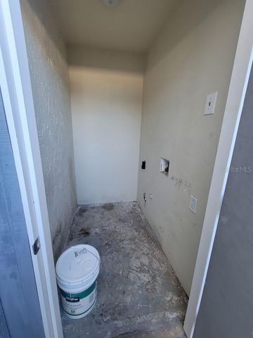 5122 TEMPLE HEIGHTS ROAD D, Tampa, FL 33617