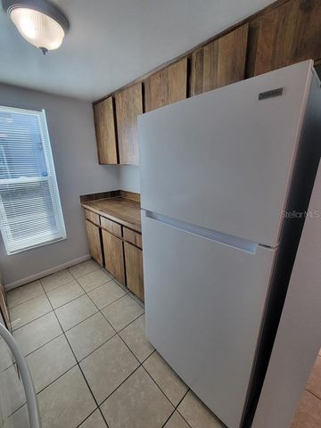 5122 TEMPLE HEIGHTS ROAD D, Tampa, FL 33617