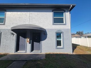 5122 TEMPLE HEIGHTS ROAD D, Tampa, FL 33617