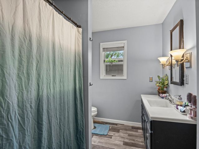 406 5th Street NW, Montgomery, MN 56069