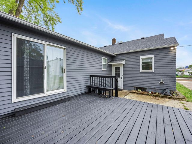 406 5th Street NW, Montgomery, MN 56069