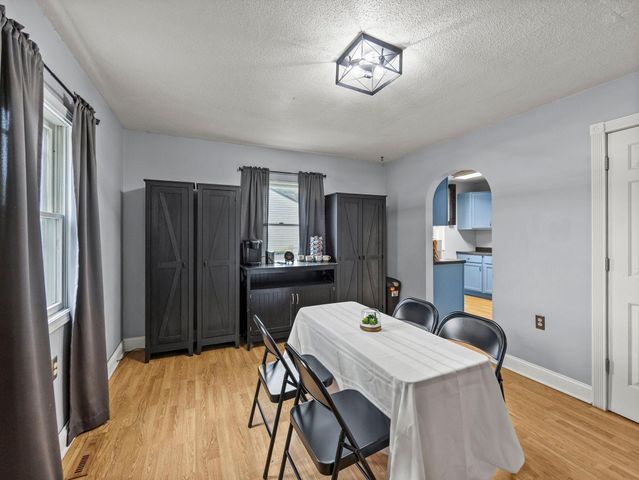 406 5th Street NW, Montgomery, MN 56069