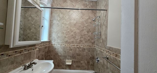 30 Jamaicaway 12A, Boston, MA 02130