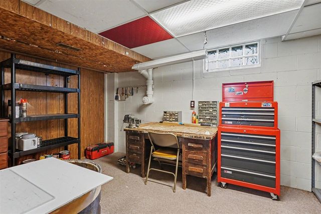 234 Randall Road, Muskegon, MI 49441
