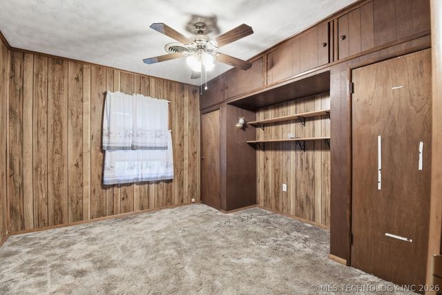 105 S Locust Street, Oologah, OK 74053