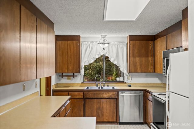 3715 122nd Street Ct NW, Gig Harbor, WA 98332