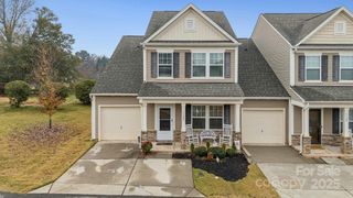 112A Davenport Drive, Statesville, NC 28677
