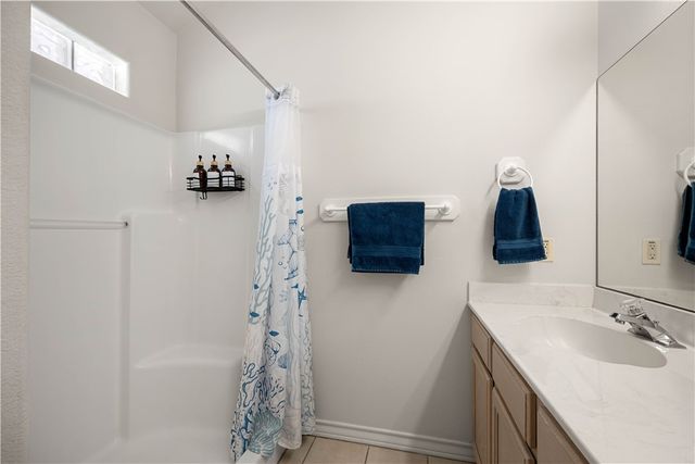 15102 Leeward Dr 604, Corpus Christi, TX 78418
