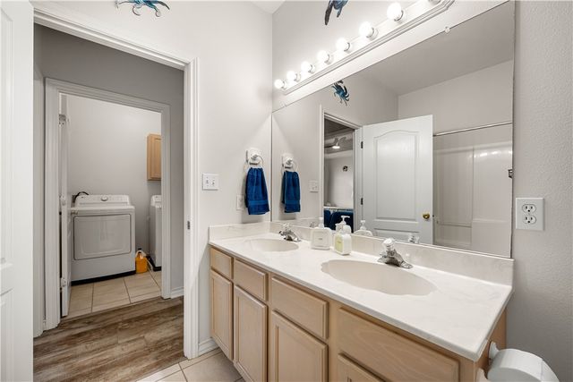 15102 Leeward Dr 604, Corpus Christi, TX 78418