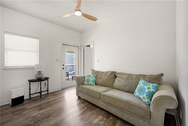 15102 Leeward Dr 604, Corpus Christi, TX 78418