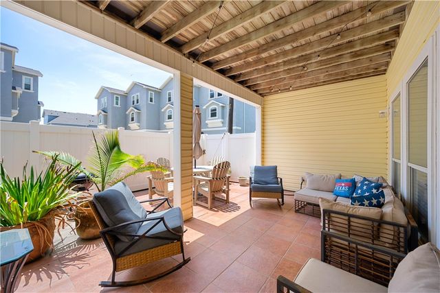 15102 Leeward Dr 604, Corpus Christi, TX 78418