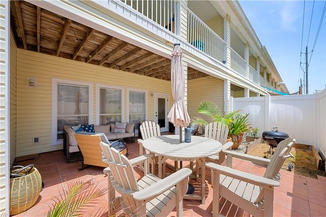 15102 Leeward Dr 604, Corpus Christi, TX 78418