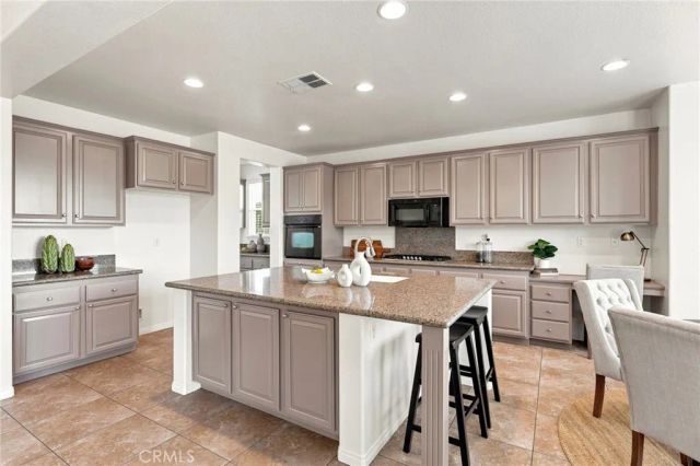 16991 Hidden Trails, Riverside, CA 92503