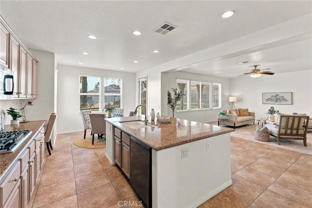 16991 Hidden Trails, Riverside, CA 92503