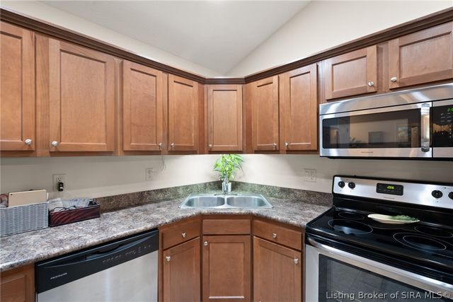 3507 Wexford Court, New Albany, IN 47150