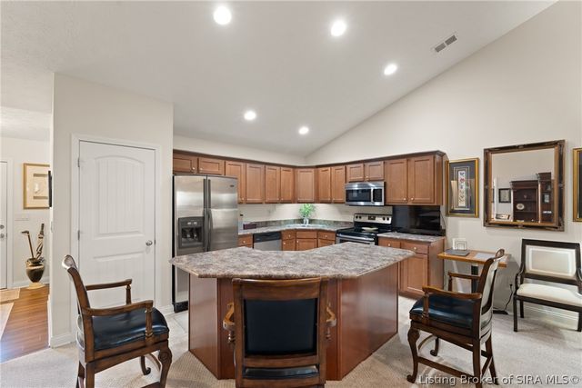 3507 Wexford Court, New Albany, IN 47150