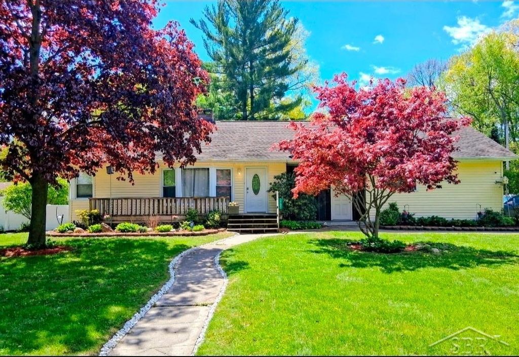 3280 Dixie Court, Bridgeport Twp, MI 48601