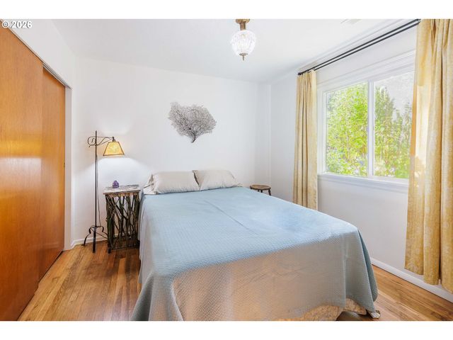 7003 N WALL Ave, Portland, OR 97203