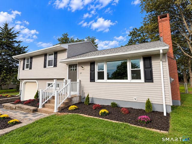 19 Winthrop Boulevard, Cromwell, CT 06416