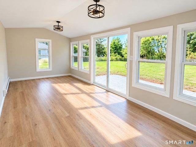 19 Winthrop Boulevard, Cromwell, CT 06416