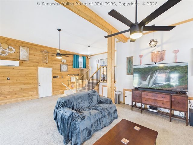 19 River Drive, Elkview, WV 25071