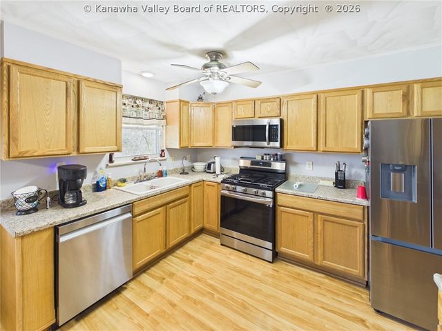 19 River Drive, Elkview, WV 25071