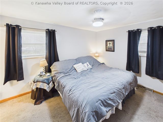 19 River Drive, Elkview, WV 25071