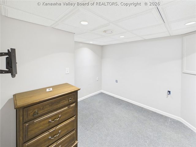 19 River Drive, Elkview, WV 25071