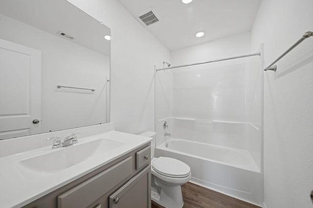 14230 Overbrook Willow Way, Rosharon, TX 77583