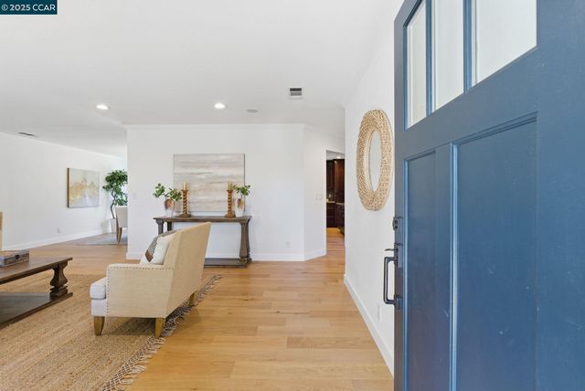 198 Pulido Rd, Danville, CA 94526