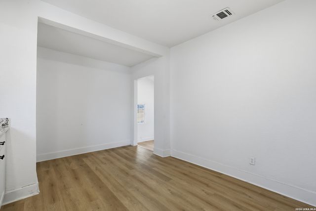 319 Roslyn, San Antonio, TX 78204