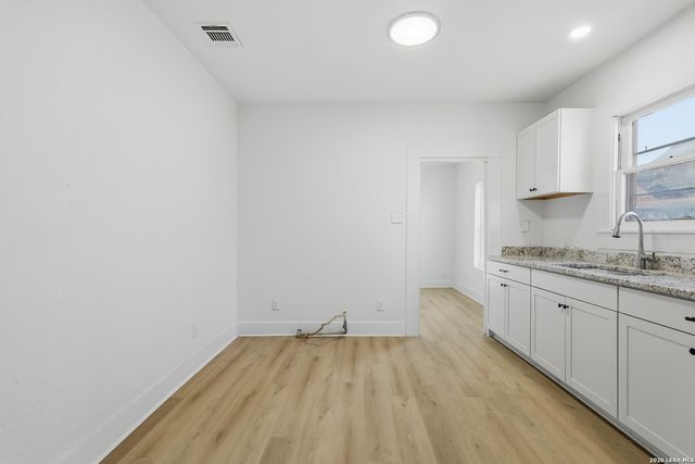 319 Roslyn, San Antonio, TX 78204