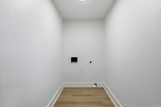 319 Roslyn, San Antonio, TX 78204