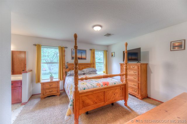110 N 197th West Avenue, Sand Springs, OK 74063
