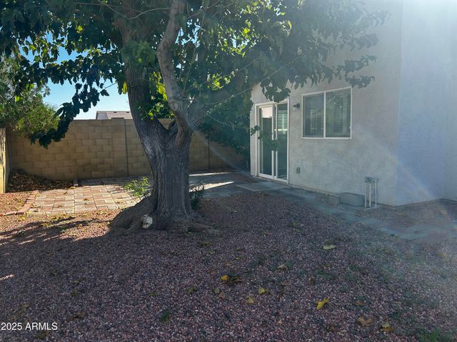4020 W CHAMA Drive, Glendale, AZ 85310