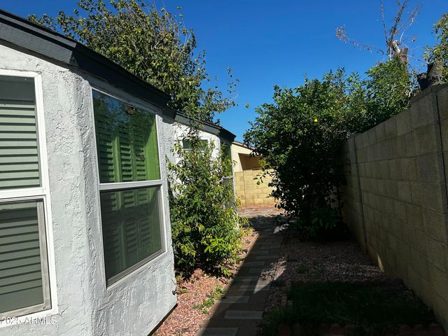 4020 W CHAMA Drive, Glendale, AZ 85310