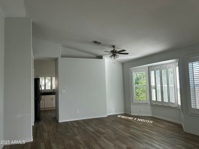 4020 W CHAMA Drive, Glendale, AZ 85310