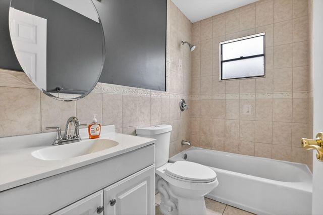 7721 NW 42nd Court, Hollywood, FL 33024