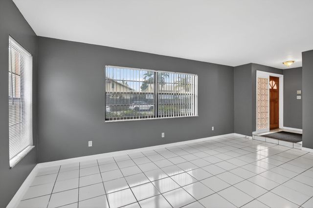 7721 NW 42nd Court, Hollywood, FL 33024