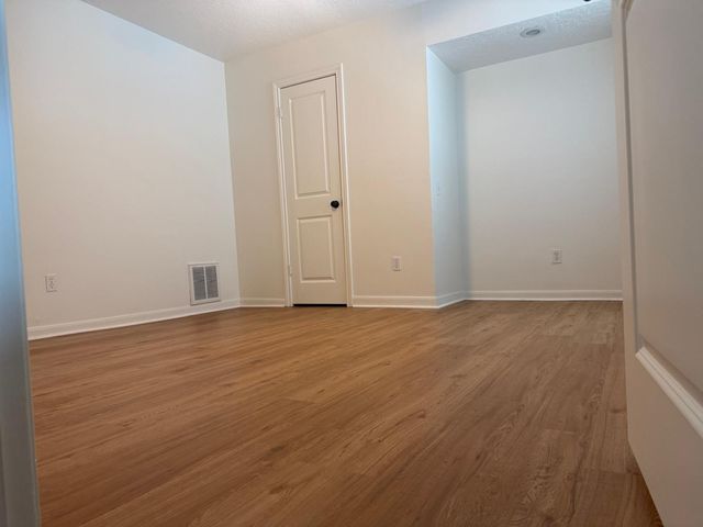 9 Huntsmans Horn Circle, The Woodlands, TX 77380